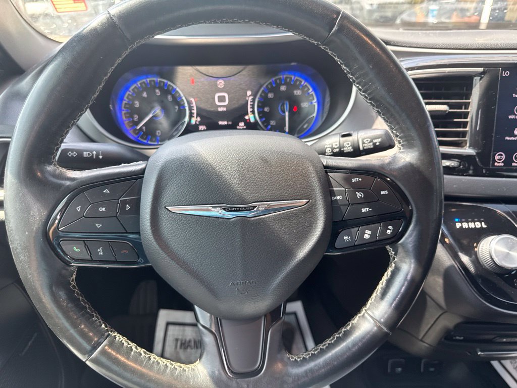 Used 2019 Chrysler Pacifica Touring-L Plus w/ Advanced Safetytec Group FWD image 14