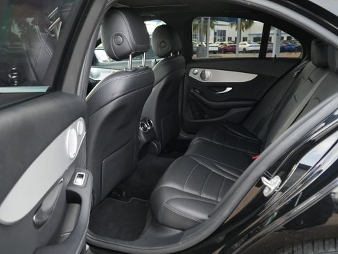 Used 2021 Mercedes-Benz C 300 Sedan image 21