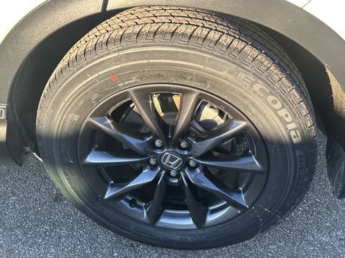 Used 2021 Honda CR-V EX-L image 9