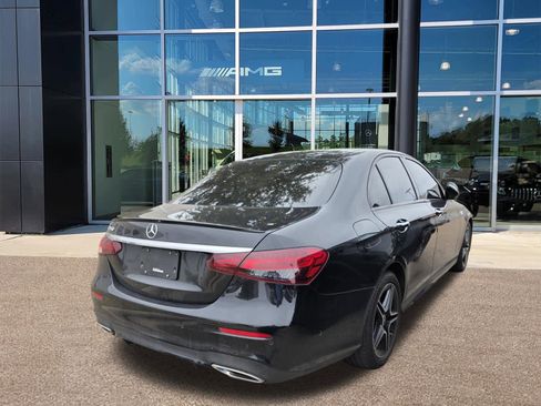 Used 2022 Mercedes-Benz E 350 Sedan image 4