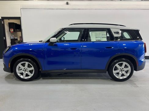 Certified 2025 MINI Cooper Countryman S image 2