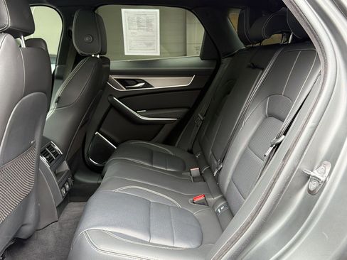 Used 2026 Jaguar F-PACE R-Dynamic S AWD/4WD image 27