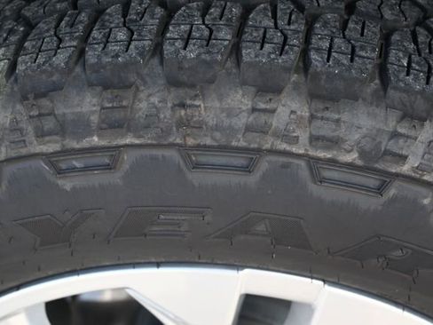 Used 2025 Chevrolet Silverado 1500 LTZ w/ LTZ Premium Package image 29