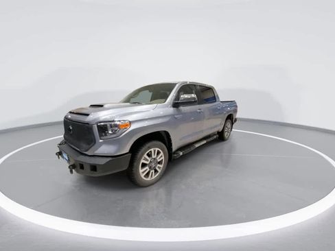 Used 2020 Toyota Tundra Platinum image 4