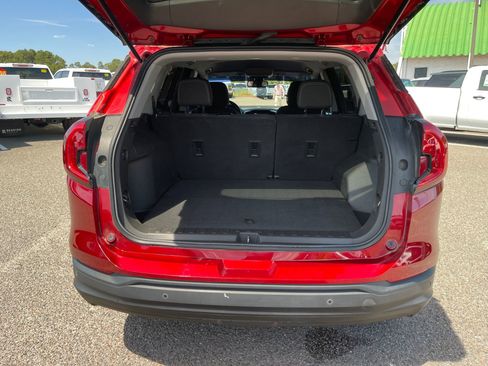 Used 2022 GMC Terrain SLE w/ Driver Convenience Package FWD image 23