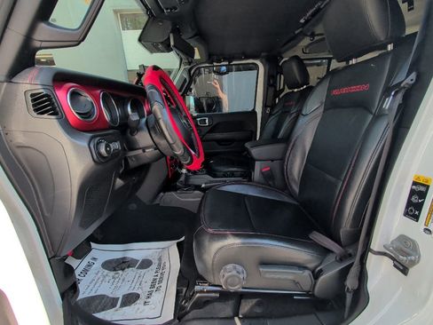 Used 2022 Jeep Wrangler Unlimited Rubicon w/ LED Lighting Group AWD/4WD image 10