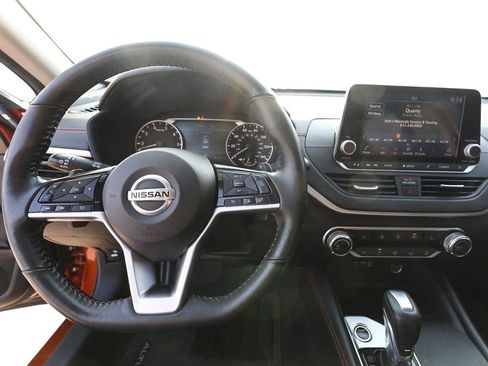 Used 2021 Nissan Altima 2.5 SR w/ SR Premium Package FWD image 20