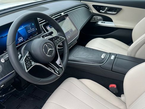 Used 2024 Mercedes-Benz E 350 E 350 image 9