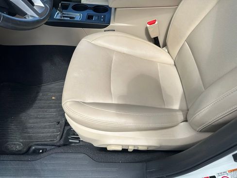 Used 2016 Subaru Outback 2.5i Limited image 25