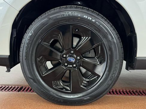 Used 2018 Subaru Forester 2.5i Limited image 8