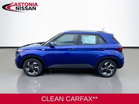 Used 2023 Hyundai Venue Limited FWD image 5