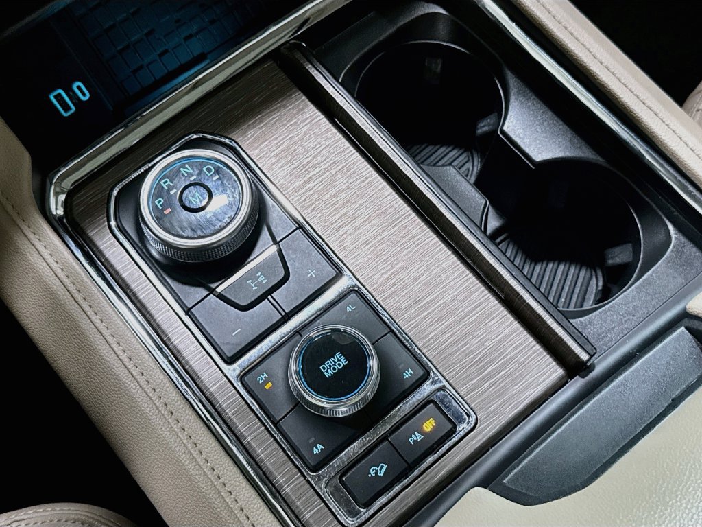 Used 2022 Ford Expedition Max Limited AWD/4WD image 19