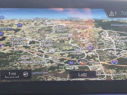 Used 2018 BMW M550i xDrive image 12