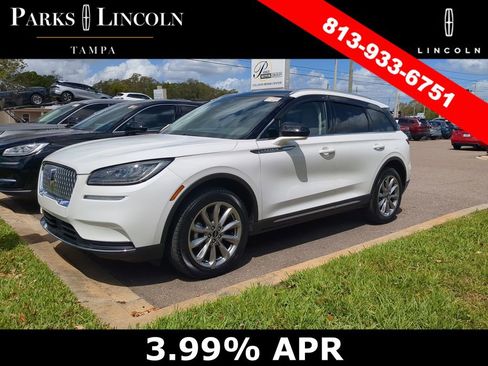 Used 2022 Lincoln Corsair AWD w/ Premium Package image 5
