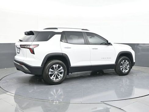 New 2026 Chevrolet Equinox LT FWD image 14