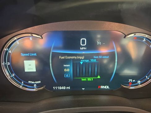 Used 2018 Cadillac Escalade 4WD image 17