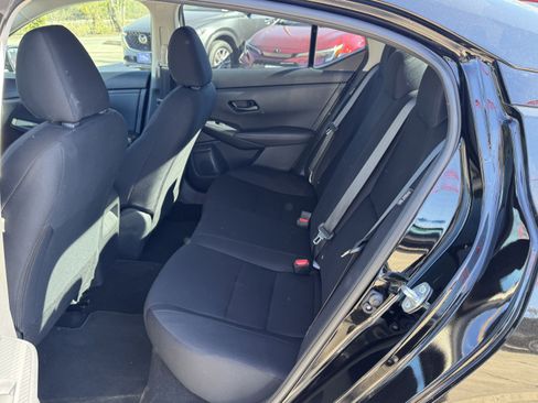 Used 2025 Nissan Sentra S image 10