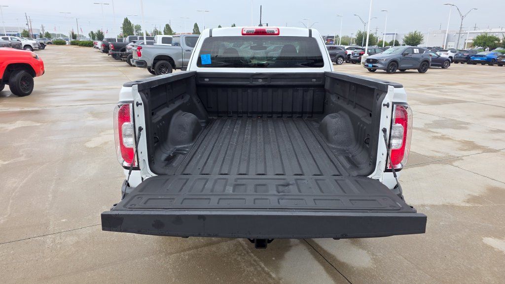 Used 2018 GMC Canyon W/T w/ Convenience Package RWD image 5