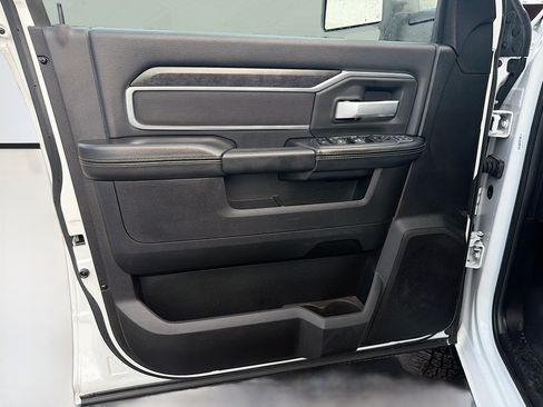Used 2024 RAM 2500 Big Horn image 21
