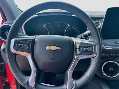 Used 2023 Chevrolet Blazer LT w/ Convenience Package FWD image 18