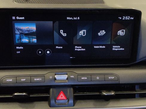 Used 2025 Kia K4 FWD image 25