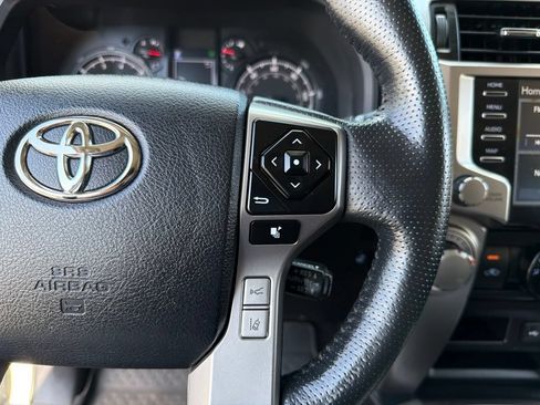 Used 2024 Toyota 4Runner SR5 Premium w/ Moonroof Package AWD/4WD image 17