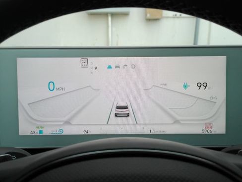 Used 2024 Hyundai Ioniq 5 SEL RWD image 39