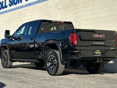 Used 2021 GMC Sierra 2500 AT4 w/ AT4 Premium Plus Package image 6