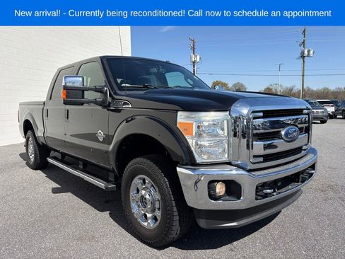 Used 2011 Ford F250 Lariat w/ Lariat Ultimate Pkg image 1