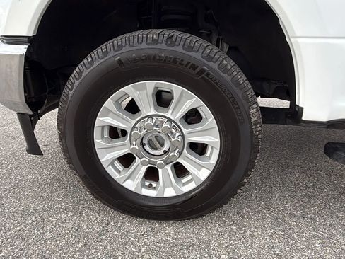 Used 2020 Ford F350 XLT image 10