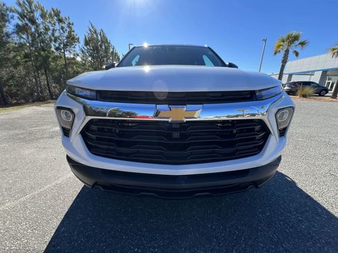 Used 2024 Chevrolet TrailBlazer LS w/ LS Convenience Package image 29