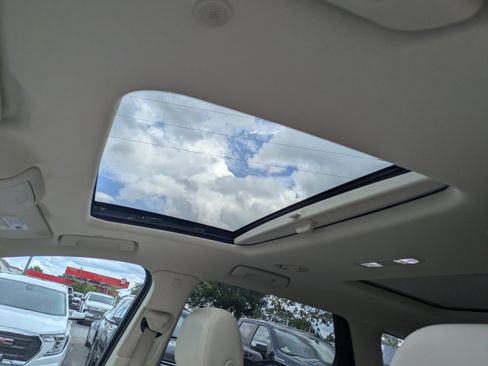 Used 2023 Buick Enclave Essence w/ Experience Buick Package image 23