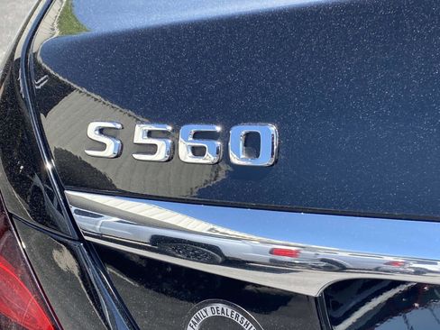 Used 2019 Mercedes-Benz S 560 Sedan image 5