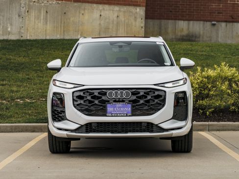 Certified 2026 Audi Q3 quattro 2.0T AWD/4WD image 30