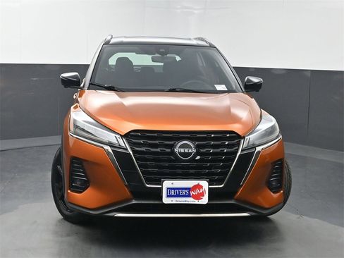 Used 2022 Nissan Kicks SR w/ Interior Electronics Package image 37