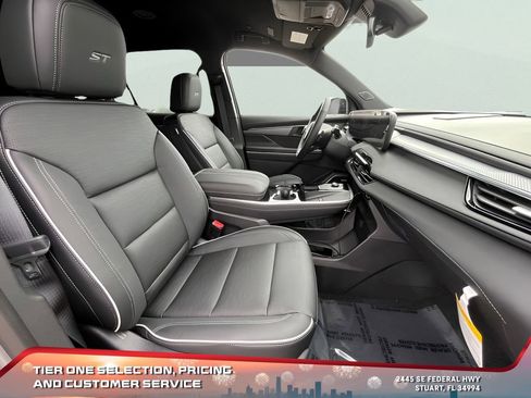 New 2025 Buick Enclave Sport Touring w/ Super Cruise Package image 39