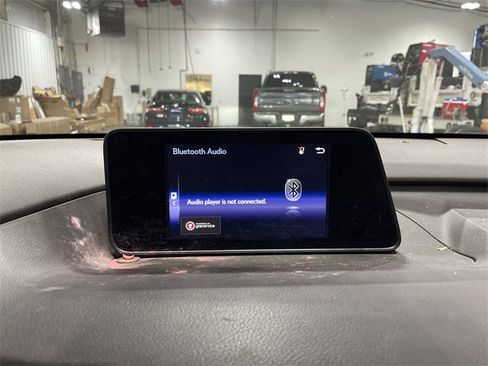 Used 2018 Lexus RX 350L Premium w/ Premium Package image 31