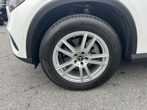 Used 2023 Mercedes-Benz GLC 300 4MATIC image 12