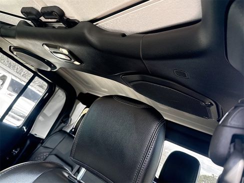 Used 2021 Jeep Gladiator Overland image 20