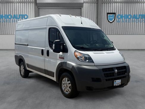 Used 2018 RAM ProMaster 2500 FWD image 3