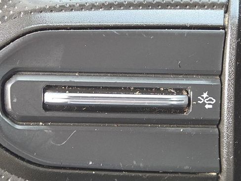 Used 2023 Chevrolet Colorado W/T image 30