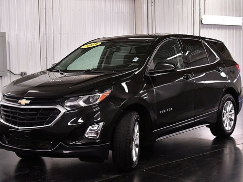 Used 2019 Chevrolet Equinox LT image 3