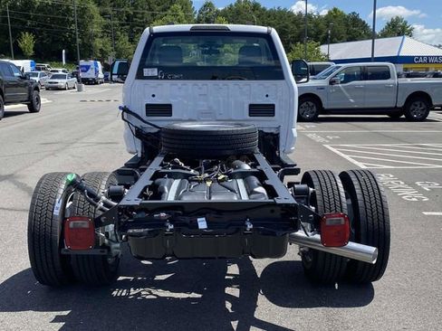 New 2025 Ford F450 XL w/ XL Chrome Package image 3
