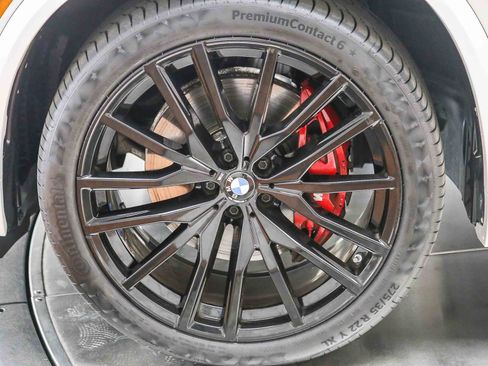 Used 2024 BMW X5 sDrive40i w/ M Sport Package RWD image 10
