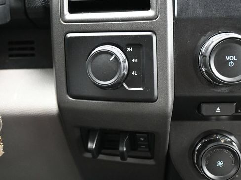 Used 2017 Ford F350 XL w/ Power Equipment Group AWD/4WD image 21