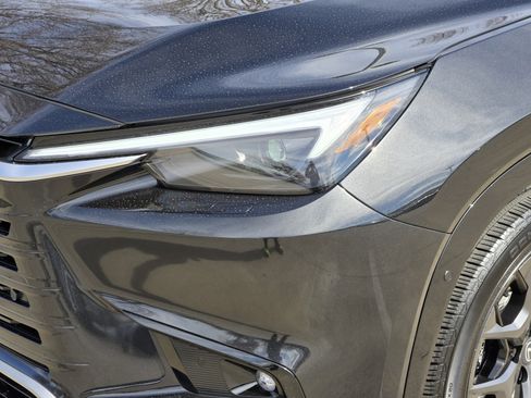 New 2026 Lexus TX 500h AWD image 5