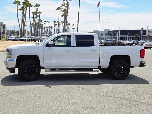 Used 2018 Chevrolet Silverado 1500 LT w/ All Star Edition RWD image 11