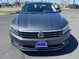 Used 2018 Volkswagen Passat 2.0T SE w/ SE Lighting Package image 2