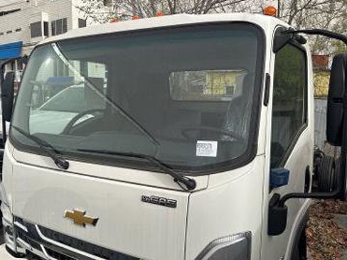 New 2024 Chevrolet Low Cab Forward 5500XG image 1