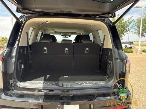 Used 2025 INFINITI QX80 Sensory AWD/4WD image 33